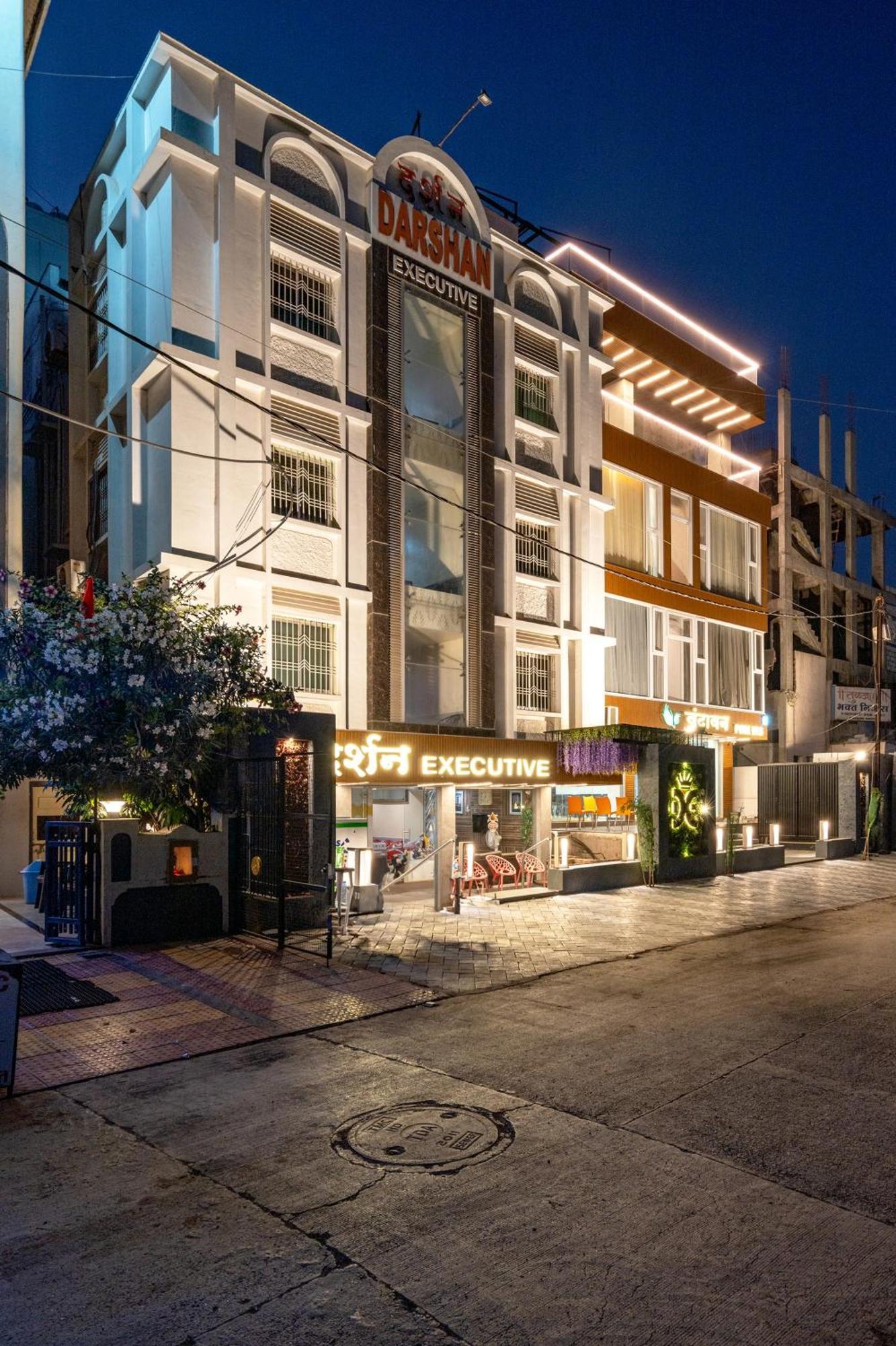 Hotel Darshan Executive Tuljapur 외부 사진