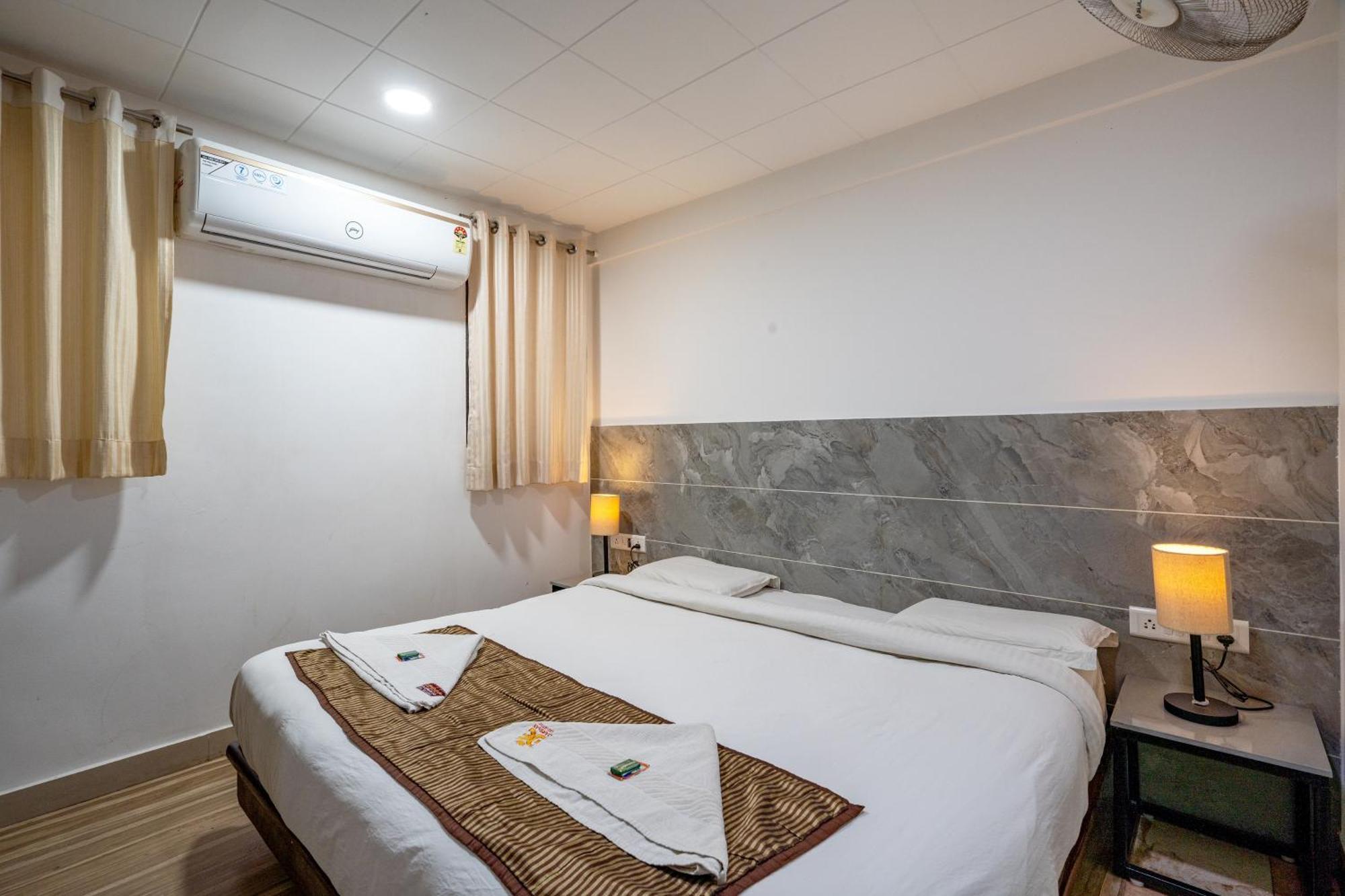 Hotel Darshan Executive Tuljapur 외부 사진